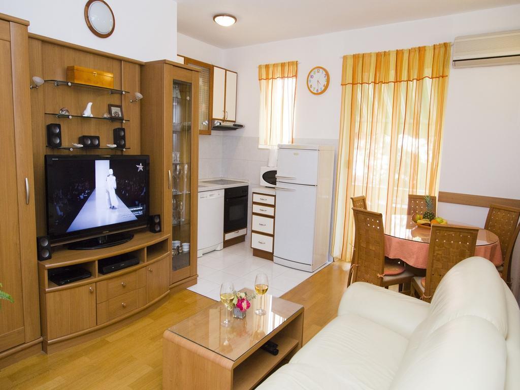 Klarina Apartments Split Bagian luar foto